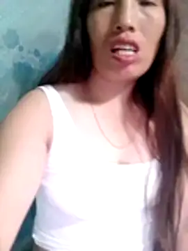 Gummiesu live