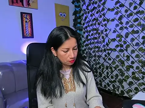 Megaan_Collins live