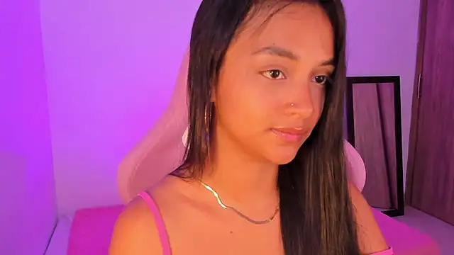 MelanyOconner live