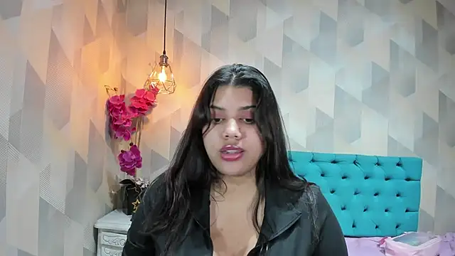 LindaBreeS live