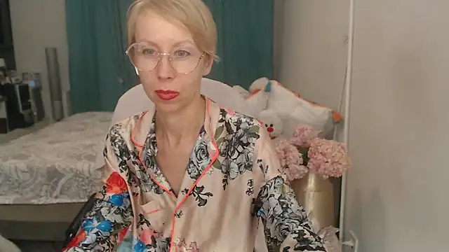 LuxuryNika live