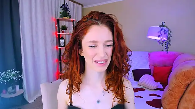 ChristinaConteeree live