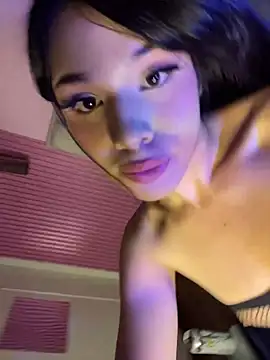 DollCamila live