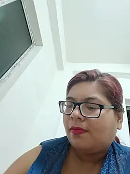 Elie_Hallway live