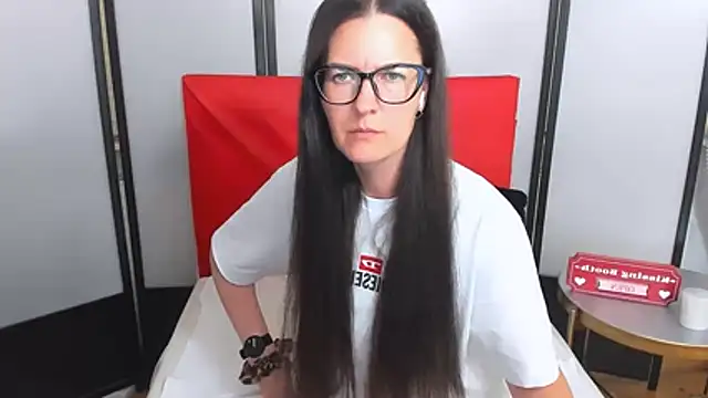 NadiaXlove live