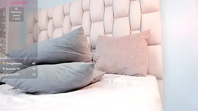vayra_moon live
