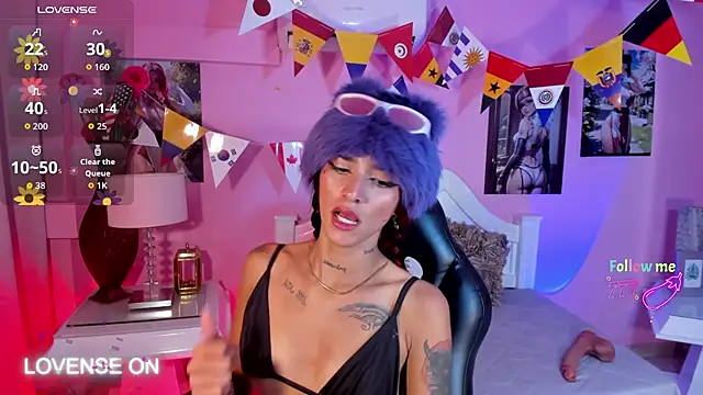 RavynRouge1 live