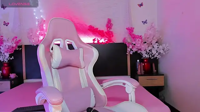 emma_ayala live