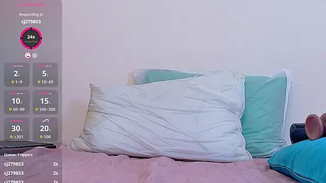 curvybuffgirllll live
