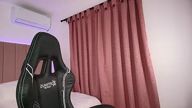 Charlotte_Deluxe18 live