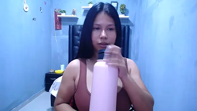 Letty_Plugxo live