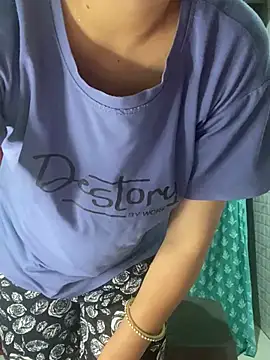 Red_Queen_11 live