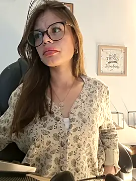 _Isabella-7 live