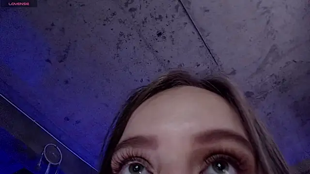 Valerymoon19 live