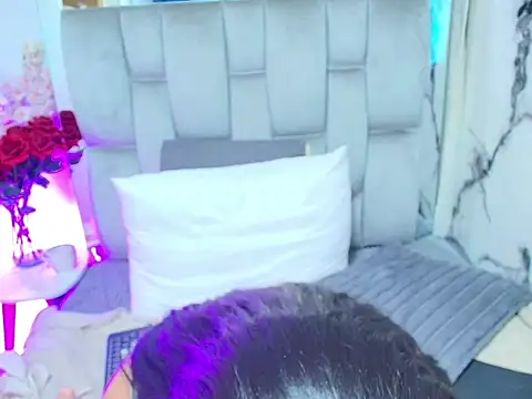 chloee_V live