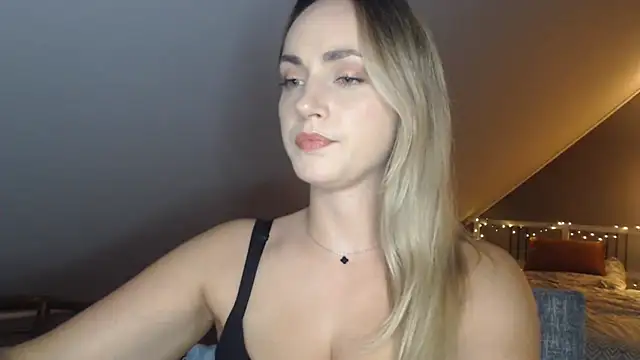 ScarlettSensitive live