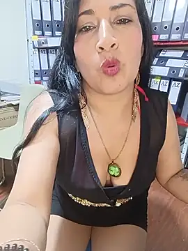 ZOE-WILDER_ live