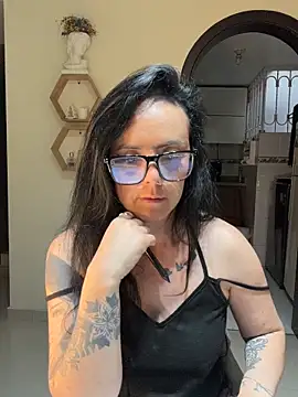 AndreaValencia live