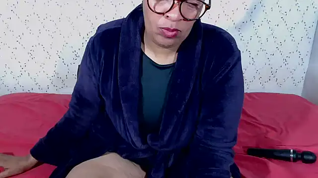 Eroticdollxx3 live