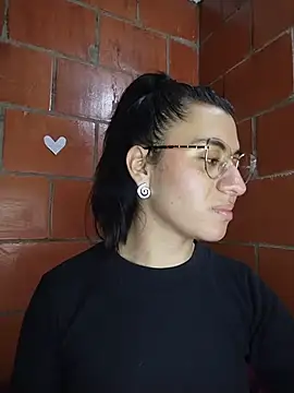 Amanda_x1 live