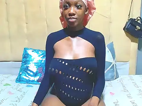 Latoyabae23 live