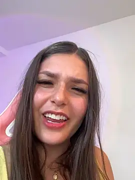 Estrellaa19 live