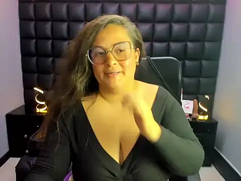 Sarah_Boobs_ live