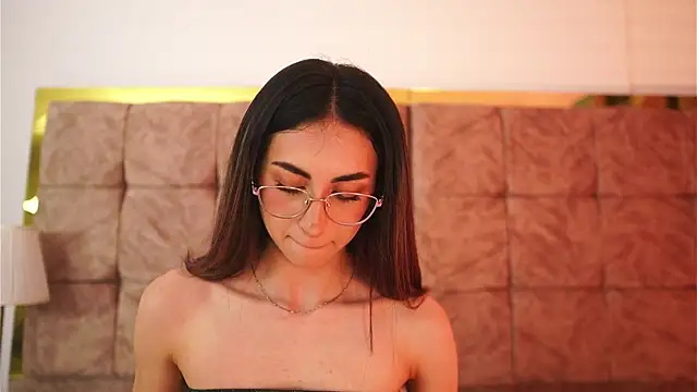 EmmaClark__ live