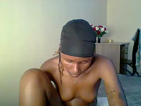 kiki8390 live