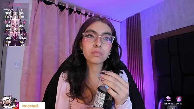 Molly_A live