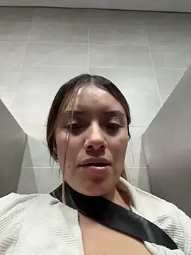 valery_mora live