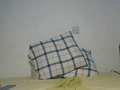 Dark_cherryberry live