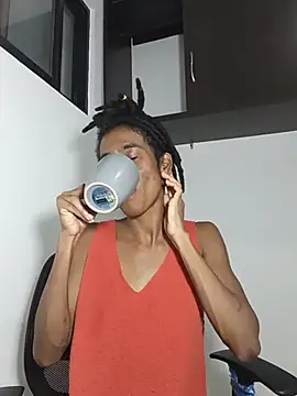 africa_deluxe live