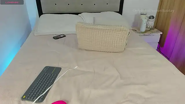 veronica_taylor1 live