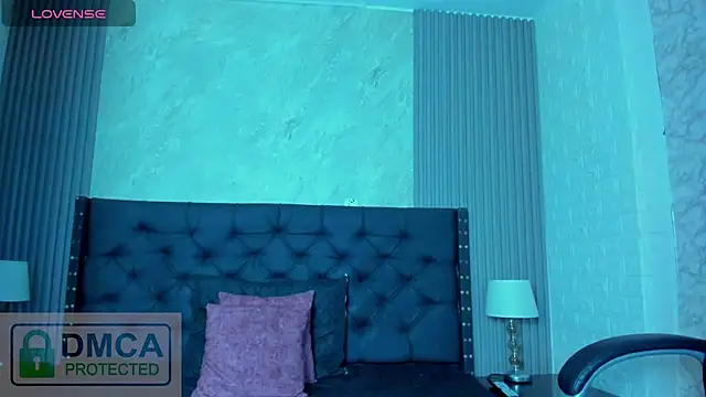 lauryn__brown live