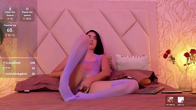 SkinnyIsa live