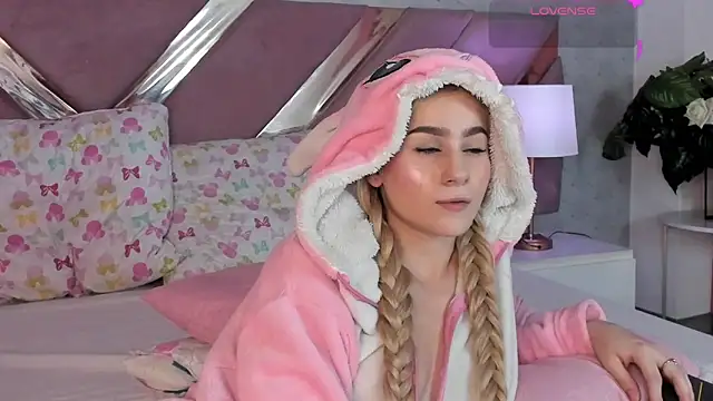 ChloeLaurentt live
