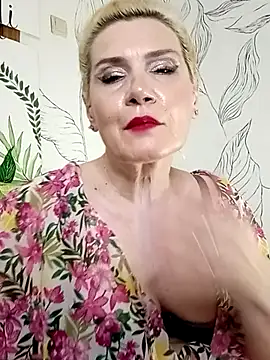 Catty_Lady live