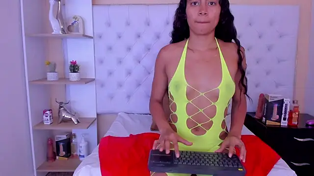 Sue_stark live