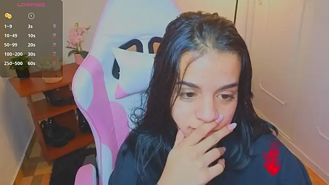 Nicole_Foxx_ live