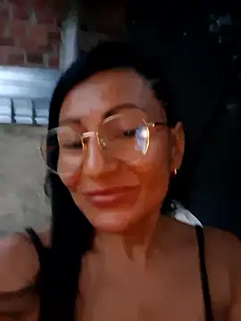 maturexxxnaughty live