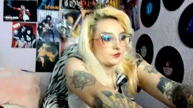 Avril_Maria live