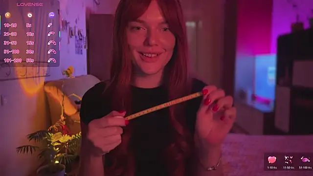 CherryRed_Girl live
