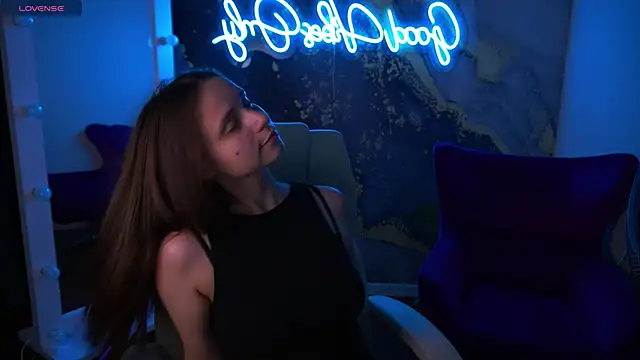 TinyNatalie live