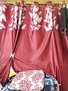 Naina_PG live