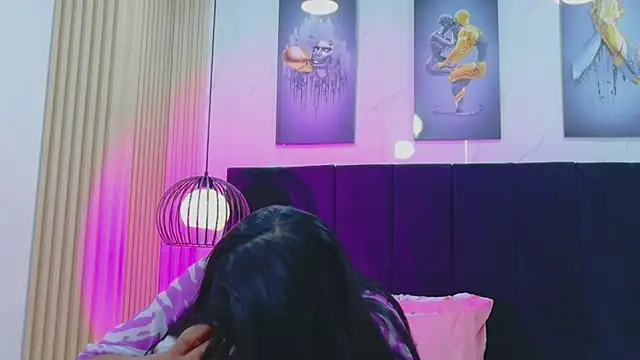 littlee_emilyy_ live