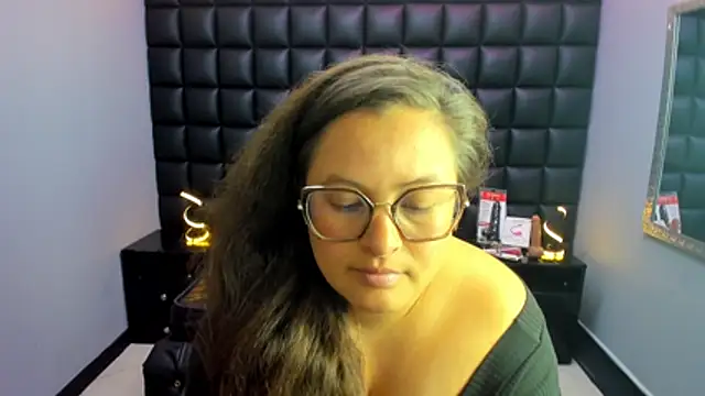 Sarah_Boobs_ live