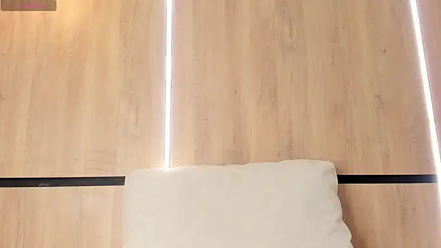 cristine_colins live