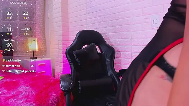 SWEET_KITTY_01 live
