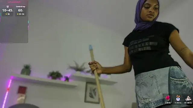Amira_Alzahra live